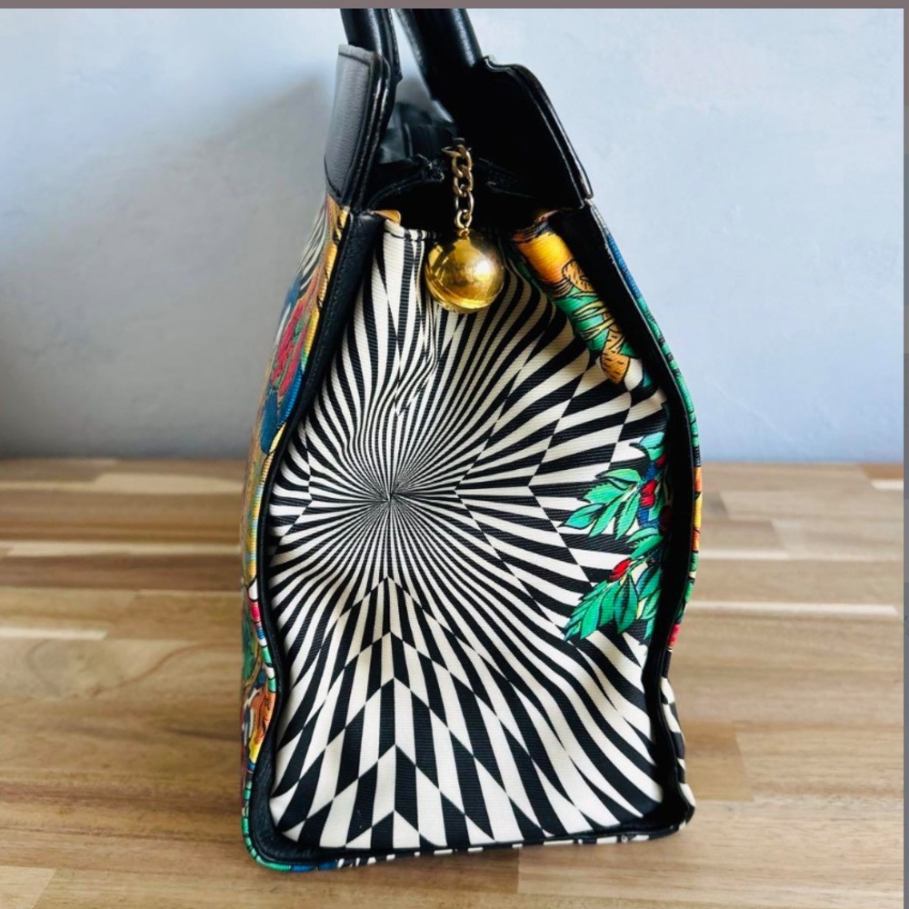 Gianni Versace vintage Checkered handbag - Picture 3 of 12